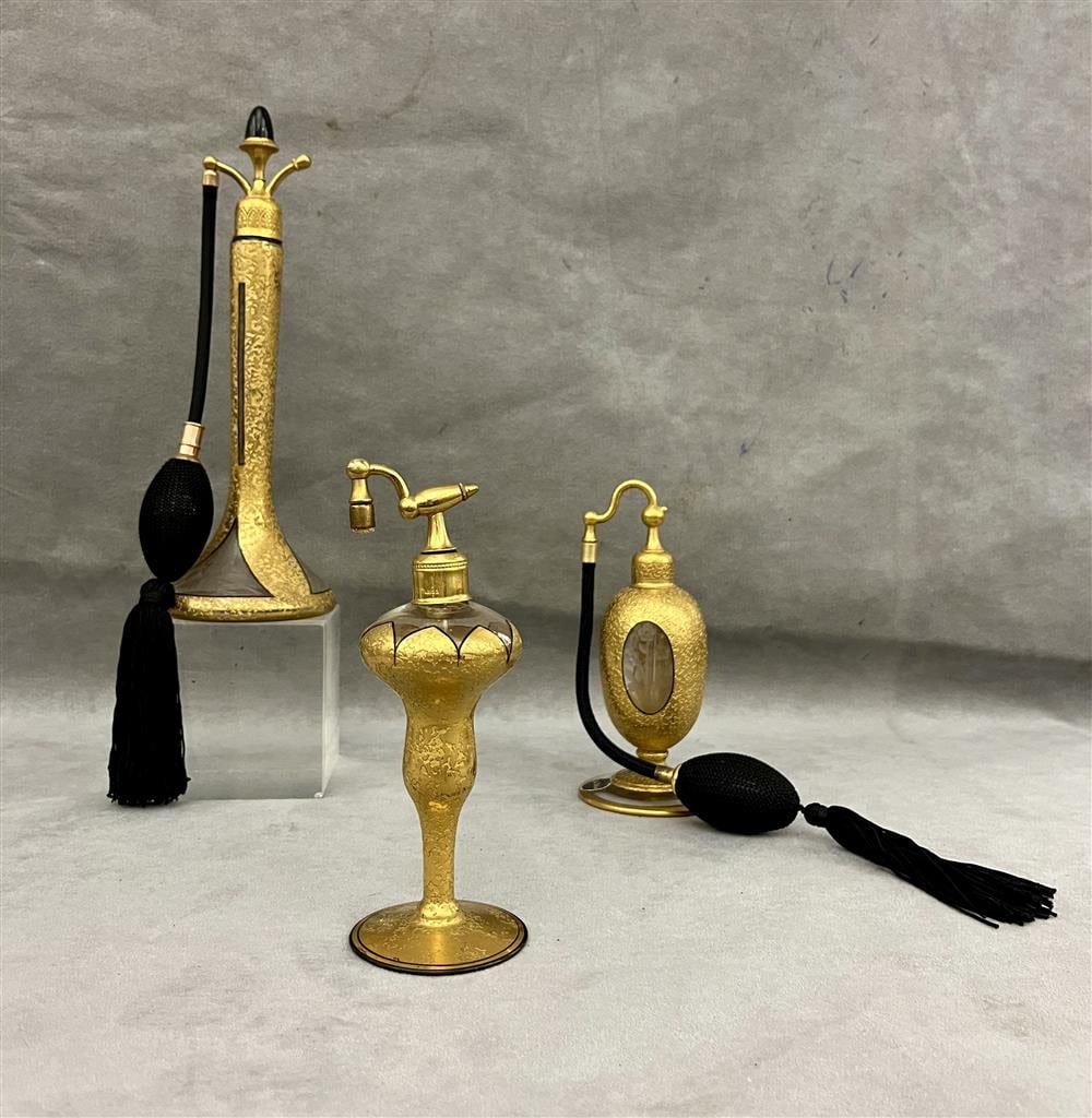 THREE VINTAGE DEVILBISS GOLD OVERLAY ETCHED COLORLESS CRYSTAL PERFUME ATOMIZERS WITH BLACK LINEAR (1 of 10)