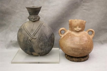 TWO PRE-COLUMBIAN CLAY CANTEEN SHAPED VESSELS. - height (Chancay jug): 10 inches.