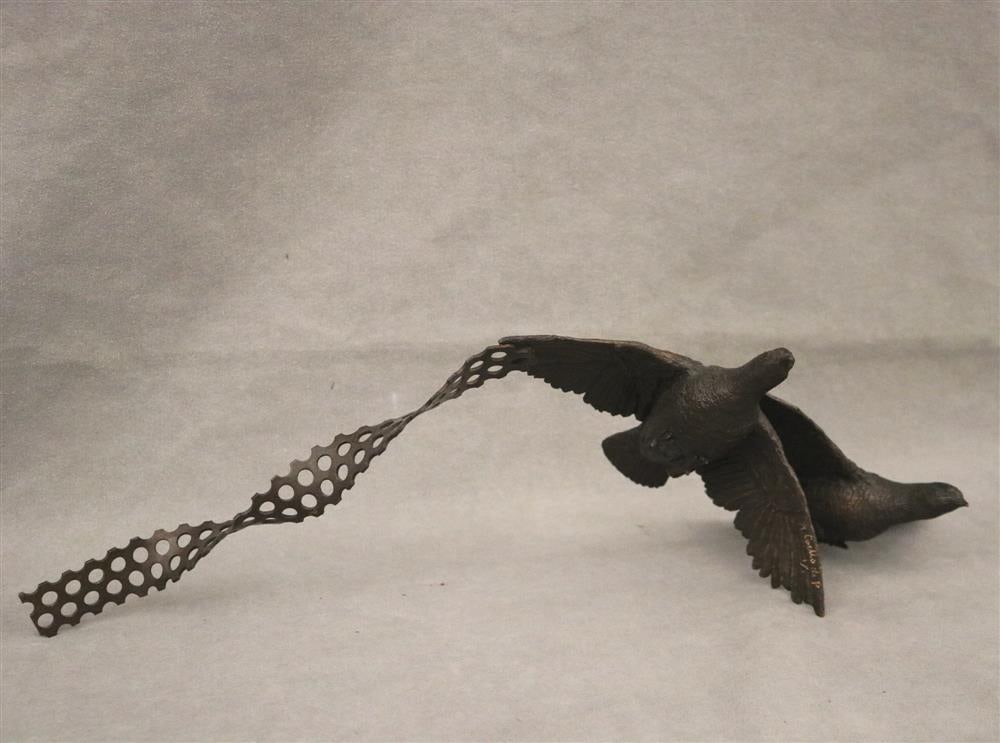 ANTONIO COELLO DE PORTUGAL (Spanish / Portuquese, born 1948). Pair of Birds in Flight, Limited: ANTONIO COELLO DE PORTUGAL (Spanish / Portuquese, born 1948). Pair of Birds in Flight, Limited edition bronze sculpture numbered one of an edition of one. Signed and numbered. .
