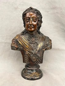 BUST OF GEORGE II, KING OF GREAT BRITAIN AND IRELAND, 20th century. - Height: 13 inches.