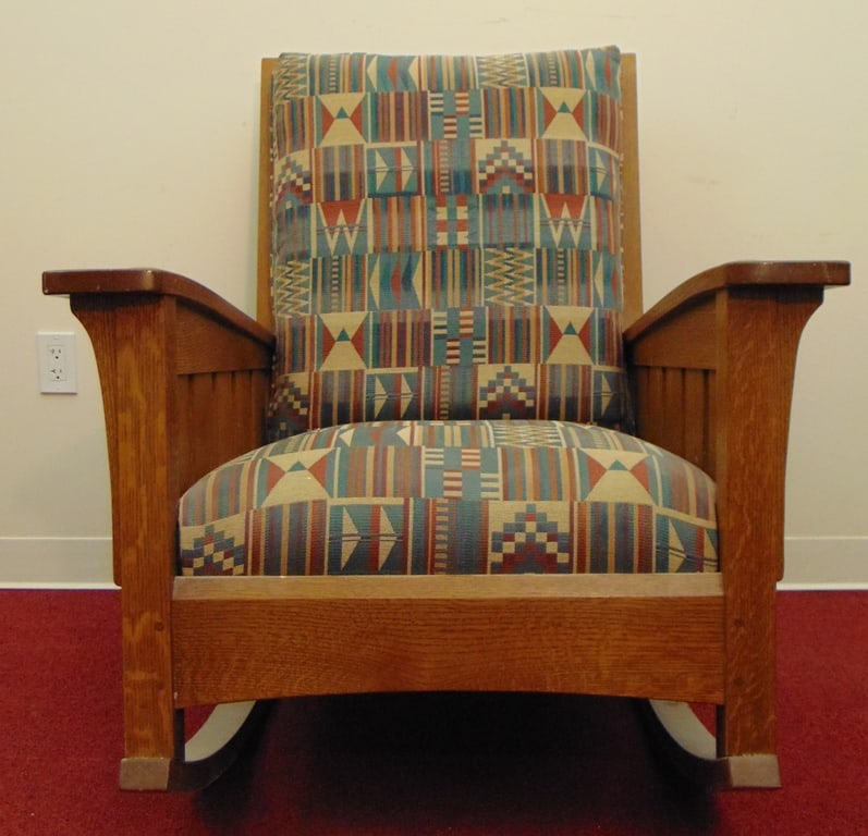 SIGNED STICKLEY CONTEMPORARY ARTS & CRAFTS STYLE OPEN-ARM ROCKER. (1 of 7)