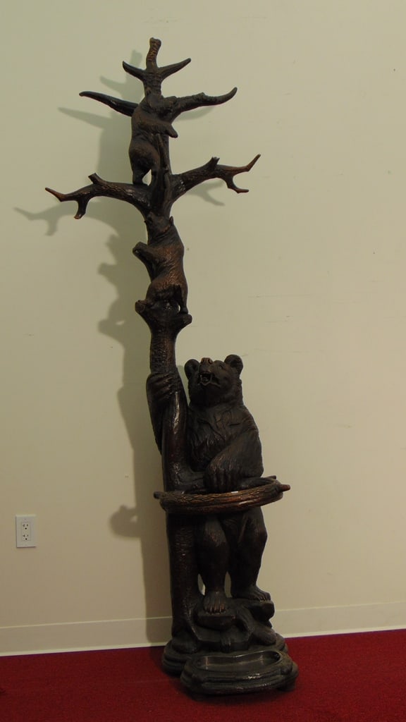 GERMAN BLACK FOREST CARVED STANDING BEAR DESIGN HALL TREE, 19th century. - H: 90 in. (1 of 12)