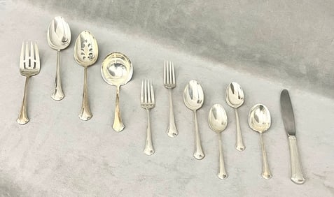 42-PIECE SERVICE TOWLE CO. "CHIPPENDALE" PATTERN STERLING SILVER FLATWARE. - Wt. 41.4 troy oz.,