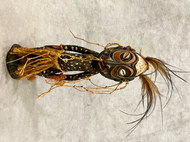 PAPUA NEW GUINEA ANCESTORS SEPTIK RIVER SPIRIT FIGURE. - Height approximately: 12 inches.