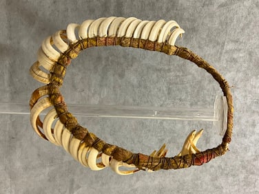 PAPUA NEW GUINEA KUKUKUKU ANGA TRIBAL NECKLACE. - Diameter approximately: 17 inches.