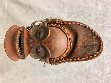 ANGOLAN CHOKWE MUKANDA PWO MASK. - Height approximately: 17 inches.