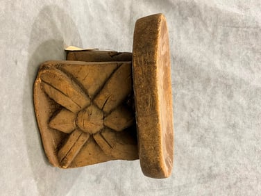 CAMEROONEAN BAMILEKE STOOL, - Height:.