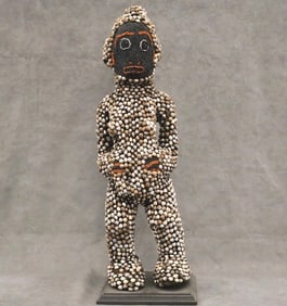 CAMEROONIAN BAMILEKE PEOPLE STATUE. - Height:.
