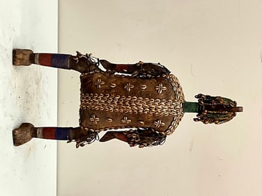 CAMEROONIAN NAMJI FERTILITY DOLL. - Height approximately: 28 inches.