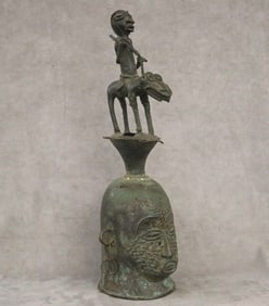 CHADIAN SAO CULTURE BRONZE BELL. - Height: 24.5 inches.