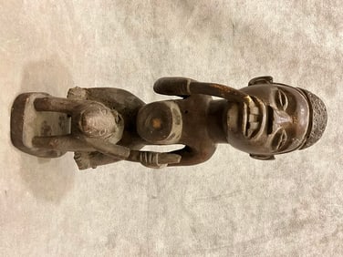 CONGOLESE KONGO VILI FIGURINE. - Height approximately: 13 inches.