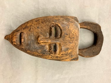 IVORY COAST LIGBI DJI MINI PEOPLE MASK. - Height: 20.5 inches.