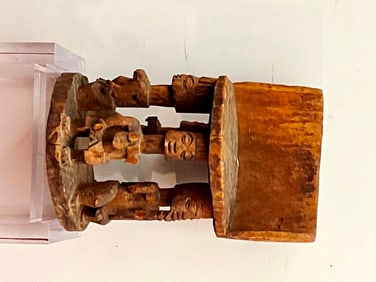 MALIAN DOGON PEOPLE CHAIR. - Height: 25 inches.