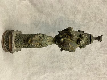 NIGERIAN BENIN WARRIOR KING'S BRONZE CROWN. - Height:.