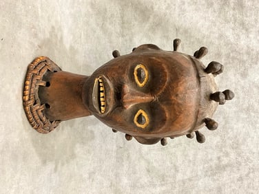 NIGERIAN EKOI EJAGHAM TOP HEAD STATUE, - Height:.
