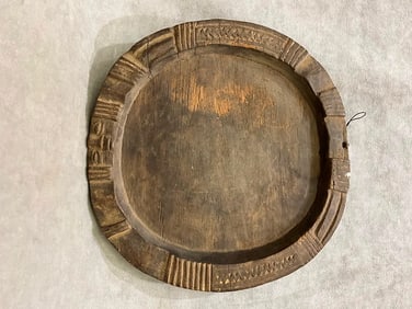 NIGERIAN YORUBA PEOPLE DIVINATION BOARD OPON IFA. - Diameter approximately: 14 inches.