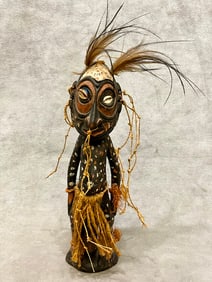 PAPUA NEW GUINEA ANCESTORS SEPTIK RIVER SPIRIT FIGURE. - Height approximately: 12 inches.