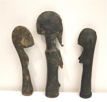 THREE MOSSI TRIBE BURKINA FASO WOODEN DOLLS, Early-to-mid 20th century . - Tallest statue, H: 9". (1 of 3)