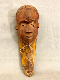 CONGOLESE PENDE PEOPLE MBUYA KIYOWO MASK. - Height: 19 inches.