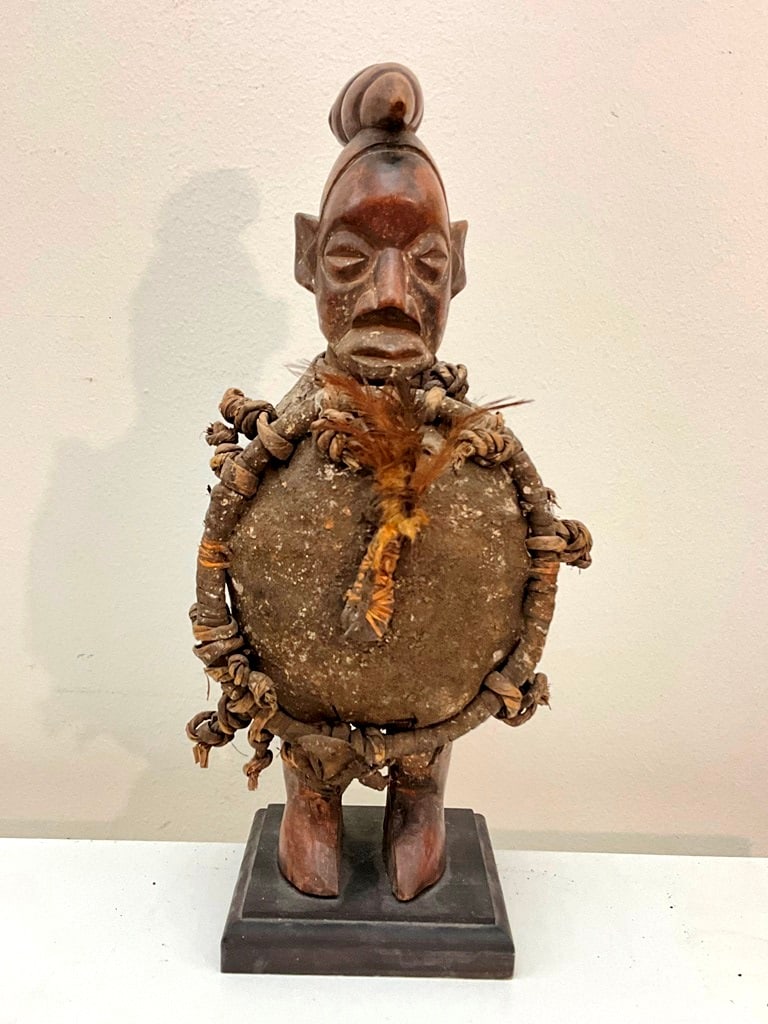 CONGOLESE YAKA M'BWOOLO FETISH FIGURE. - Height: 13 inches. (1 of 13)