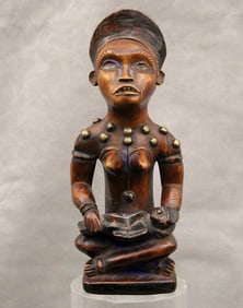 CONGOLESE YOMBE PHEMBA FEMALE NURSING CHILD. - Height: 10 inches.