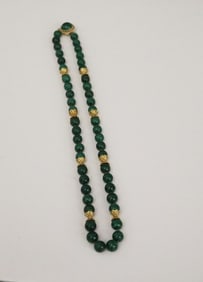 MATCHED MALACHITE BEAD NECKLACE WITH 14K YELLOW GOLD CLASP AND SPACER ORNAMENTS, . - L: 20 in.