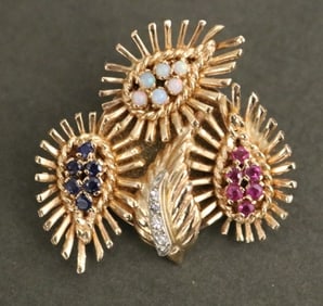 14K YELLOW GOLD AND COLORED PRECIOUS GEMSTONE FLORAL-AND-LEAF DESIGN PIN. - L: 1 1/4 in. Gross wt. 5