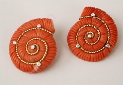 SIGNED MAZ 14K YELLOW GOLD MOUNTED CARVED ORANGE CORAL AND DIAMOND AMMONITE-DESIGN CLIP-BACK
