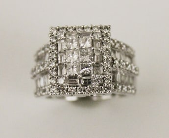 14K WHITE GOLD AND DIAMOND RING, - Ring size: 7. Gross wt. 8 dwt.