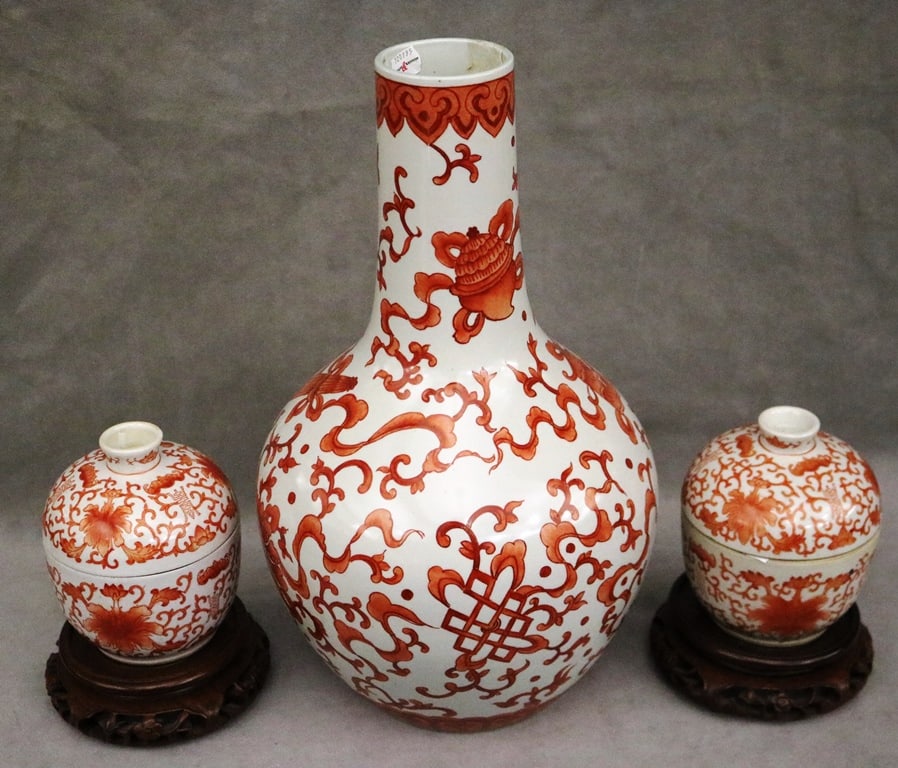 CHINESE PORCELAIN BOTTLE VASE WITH RUST COLOR PRECIOUS OBJECT DECORATION AND PAIR LIFT-COVER JARS ON (1 of 8)