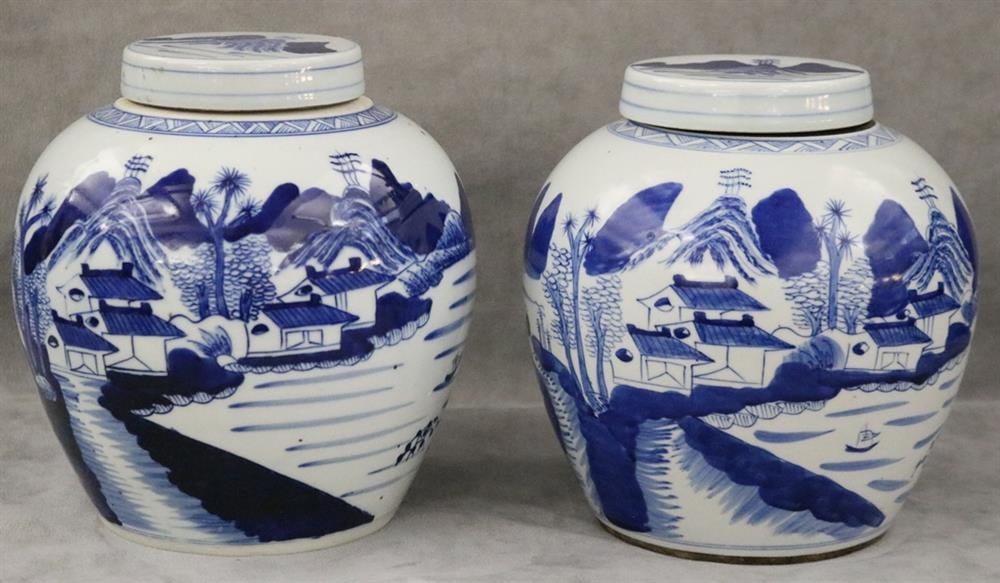 PAIR 19TH CENTURY CHINESE BLUE AND WHITE PORCELAIN GINGER JARS WITH LIFT COVERS, - H: 8 1/2".: PAIR 19TH CENTURY CHINESE BLUE AND WHITE PORCELAIN GINGER JARS WITH LIFT COVERS. - H: 8 1/2".