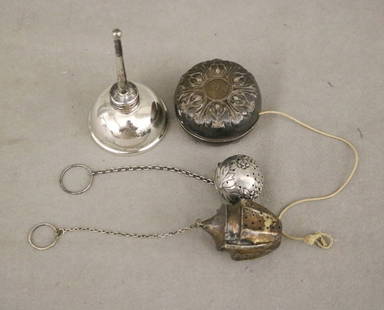 FOUR STERLING SILVER NOVELTY ITEMS. Including Tiffany & Co. oil can-form vermouth dropper; Gorham: FOUR STERLING SILVER NOVELTY ITEMS.  Including Tiffany & Co. oil can-form vermouth dropper; Gorham Co. yo-yo; teapot-form teaball; and orb-form repousse tea ball. - Dropper, H: 4 1/8 in.