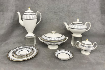 72-PIECE SERVICE WEDGWOOD "COLONNADE" PATTERN BONE CHINA TABLEWARE,
