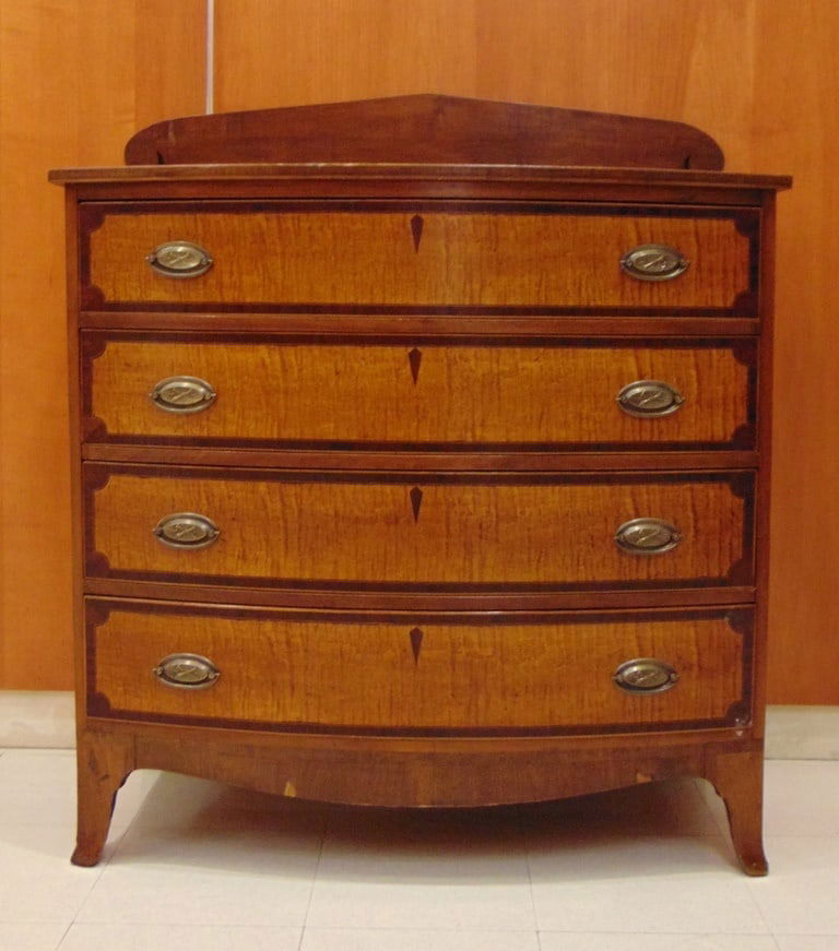 AMERICAN NEW ENGLAND FEDERAL CHERRYWOOD AND TIGER MAPLE BOWFRONT CHEST, - H: 46 1/2 in.; W: 40 in.; (1 of 8)