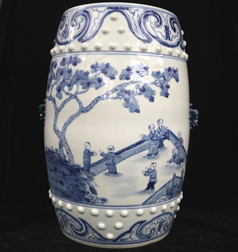 CHINESE BLUE AND WHITE DECORATED CERAMIC GARDEN STOOL. - Height: 20.5 inches. (1 of 19)