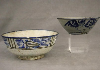 EAST ASIAN DECORATED BOWLS, - Large Bowl: diameter: 8.75 inches.