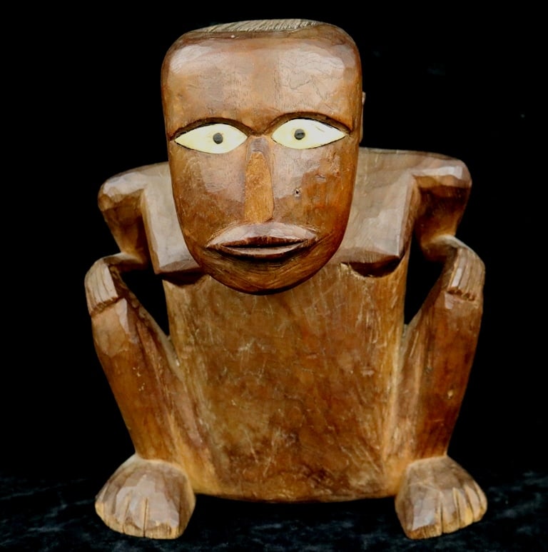 MICRONESIAN TOBI ISLAND SQUATTING ANCESTOR "MONKEY-MAN" FIGURE, - height: 9.75 inches (1 of 20)