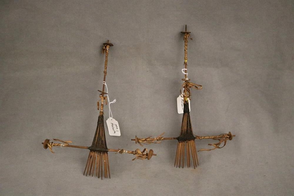 SOLOMON ISLANDS KWAIO PEOPLE "MALAITA" OR "FAA" HAIR ORNAMENTS, - Length: 11.5 inches.: SOLOMON ISLANDS KWAIO PEOPLE "MALAITA" OR "FAA" HAIR ORNAMENTS. These combs are traditionally made by the Kwaio people of Malaita Island in the Solomon Islands and were worn by men as hair ornaments,