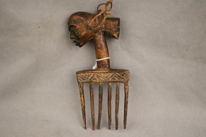 CONGOLESE LUBA COMB. - Length: 11 inches.