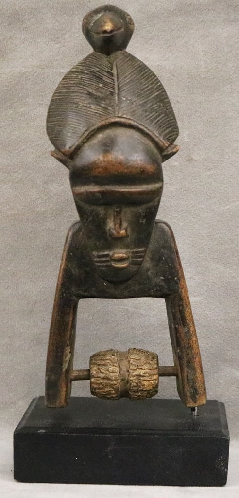 IVORY COAST BAULE GURU HEDDLE PULLEY WITH FEMALE FIGURE. - Height: 10 Inches. (1 of 20)