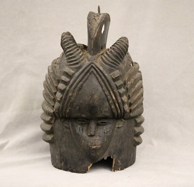 SIERRA LEONE SANDE MENDE HELMET SOWEI MASK. - Height: 18 inches. (1 of 16)