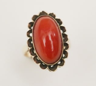 14K YELLOW GOLD AND RED CORAL RING,
