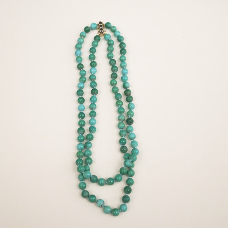 DOUBLE-STRAND MATCHED TURQUOISE BEAD NECKLACE WITH 14K YELLOW GOLD, SAPPHIRE AND DIAMOND CLASP. (1 of 5)