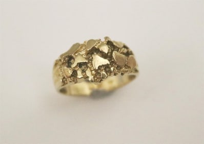 14K YELLOW GOLD NUGGET-TEXTURED BAND.