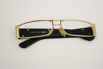 PAIR GENTLEMAN'S ITALIAN DESIGNER GIANFRANCO FERRE EYEGLASSES FRAME,