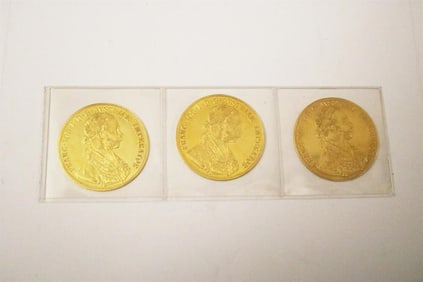 THREE GERMAN KAISER WILHELM GOLD COINS,