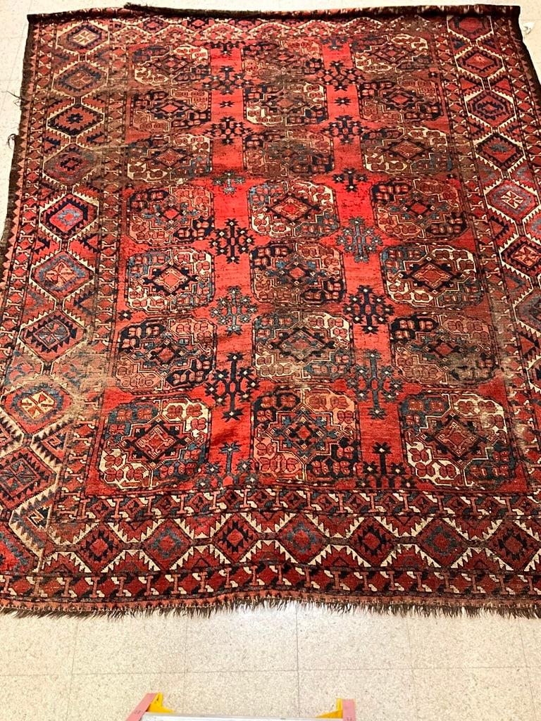 AFGHAN RUG.: AFGHAN RUG. - App. 7 ft. 5 in. x 9 ft. 4 in.