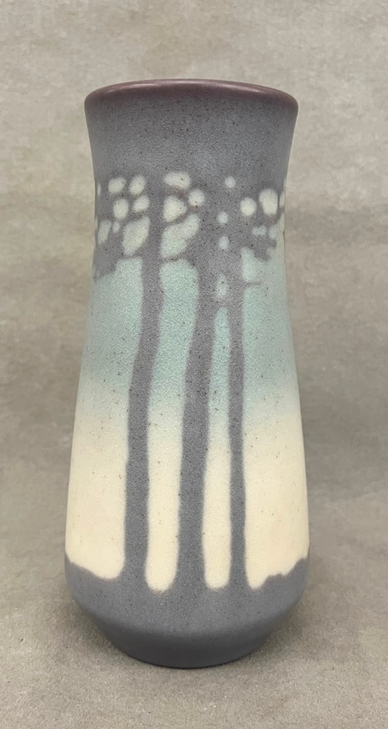 ROOKWOOD POTTERY MATTE-GLAZED LANDSCAPE VASE. - H: 6 5/8". (1 of 9)