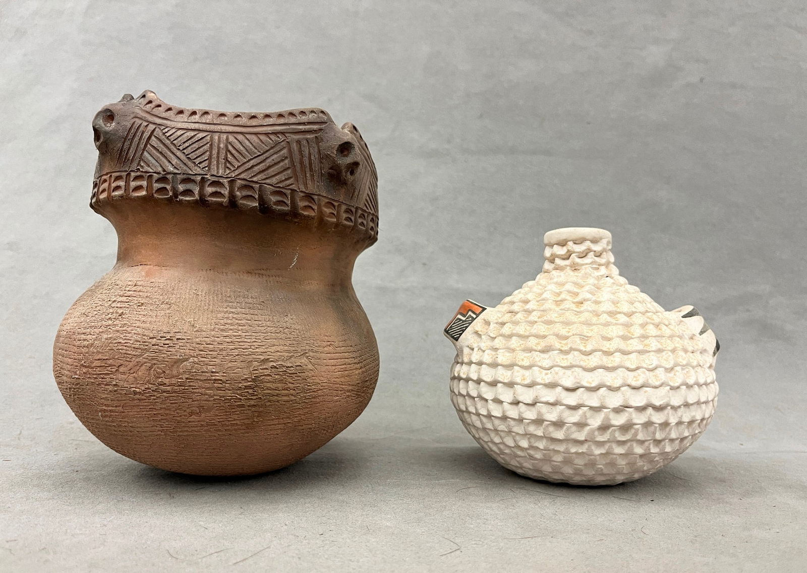 TWO SIGNED NATIVE AMERICAN PUEBLO CLAY POTS, - Height (Reddish pot): 6.25 inches. (1 of 20)