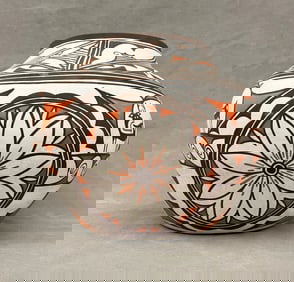 SIGNED CLAUDINE HALOO NATIVE AMERICAN ZUNI PUEBLO POTTERY, 1989, - Height: 9.5 inches.